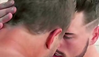 gay-jocks-wesley-woods-and-josh-moore-anal-fuck-and-make-out