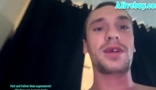 Single dad with tattoos wanks on cam