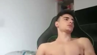 Young Jared Shaw aka Vasil Constantin cumming
