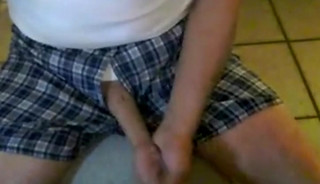 married dad watches a dude suck a cock