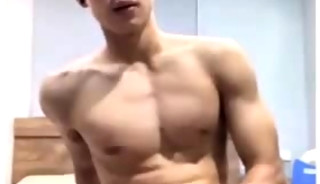眼鏡台大體育生1