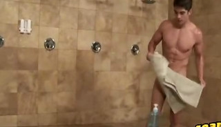 Straight guy paid to jerk off on camera