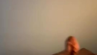 Hung slut who likes to be exposed cums again