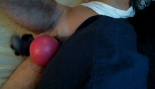 10 min slut hole play gets fat dildo in to the balls