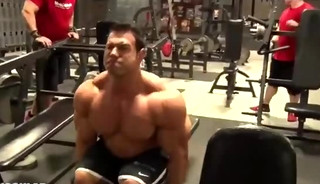 Steve Kuclo Training Shoulders-Muscular Development