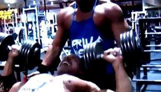 Stan Efferding Pec Workout and Sexy Posing