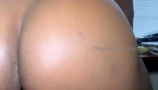 Thick ass gets pounded