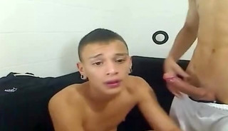 Twinks on Webcam Sucking a Tasty Cock