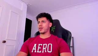Hot Hunk Guy (Camilo) Wanking on Webcam