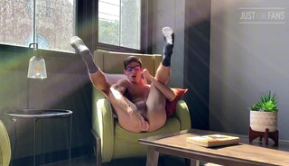 watch me play dildo and fist