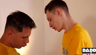 DADDYONTWINK Hung Andres Magno Gives Juan Vasquez An Unstoppable Bareback