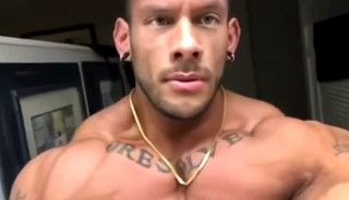 Shawn Smith Sexy Posing