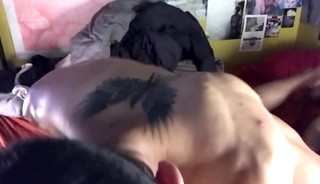 Top Taiwanese bearback bottom in bed room