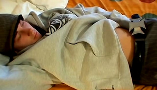 Sexy butt muncher Kelly Cooper grabs his schlong and wanks