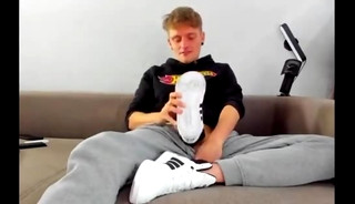 I sniff my feet and cum on my hotwheels hoodie