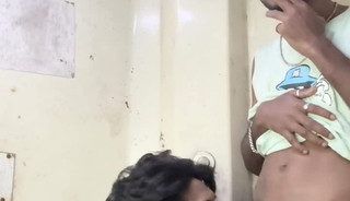 gopalna in train -  Desimonster