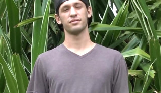IS - Ricardo sexy Cuban Skater