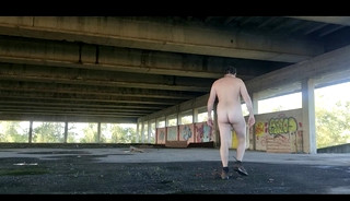 naked
