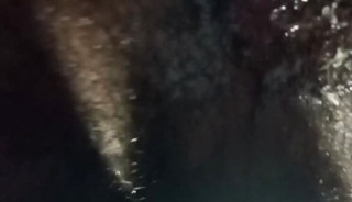 fistando o cu com o dildo até gozar