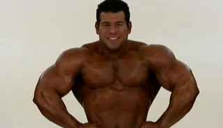 Steve Kuclo Sexy Posing