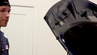 Dakota Payne fucks his sexy mechanic Jayden Marcos