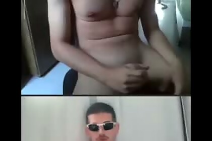 latinos batendo uma na cam