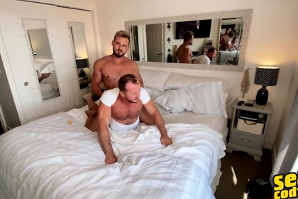 Josh Prepares Breakfast on the Bed for Brayden but he want to Sucks Dick instead